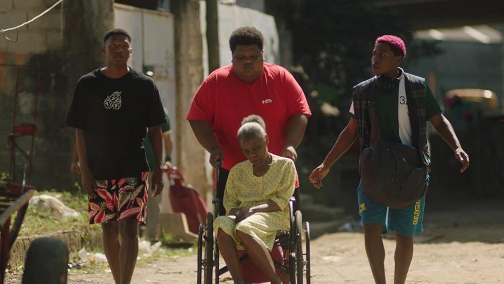 Kasa Branca rendeu o prêmio de Melhor Direção para Luciano Vidigal no Festival do Rio Cena do filme Kasa Branca