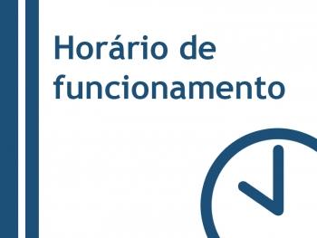 cartaz branco com o texto "horário de funcionamento" escrito em azul e o desenho parcial de um relógio também em azul