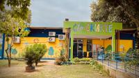 Fachada da escola