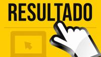 Card amarelo com o desenho de uma mão apontado para a palavra "resultado" escrita em preto